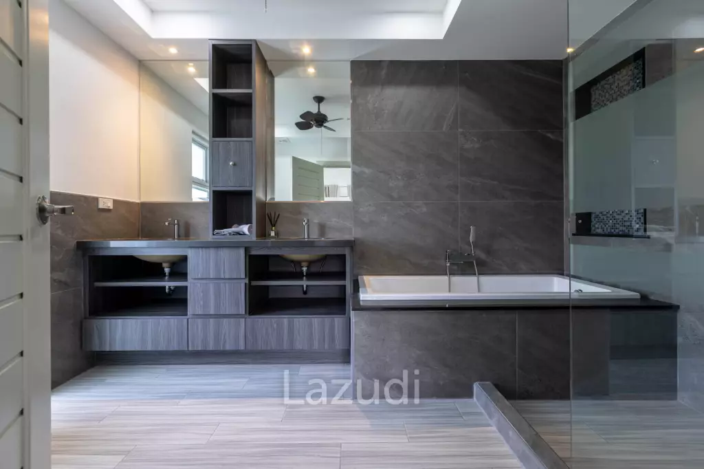New Modern 3 Bedroom Pool Villa (MS24)
