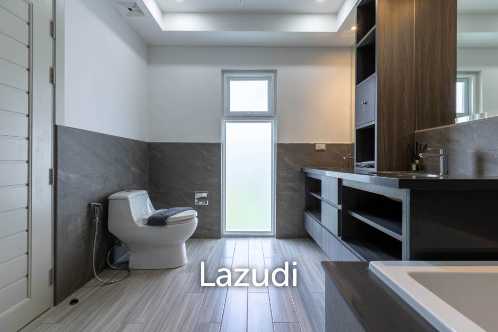 New Modern 3 Bedroom Pool Villa (MS24)