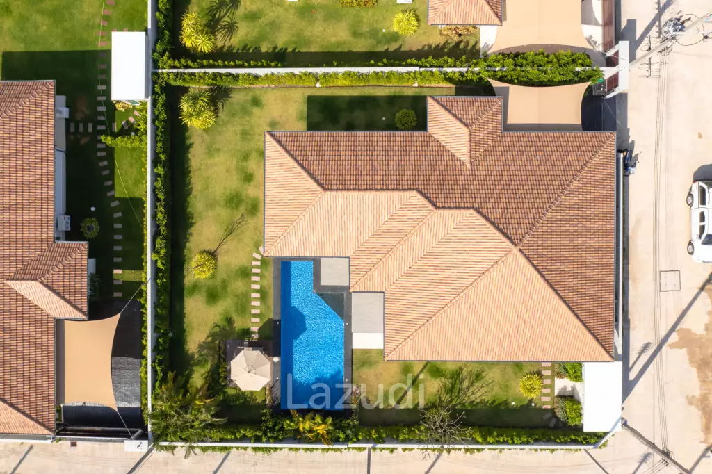 New Modern 3 Bedroom Pool Villa (MS24)