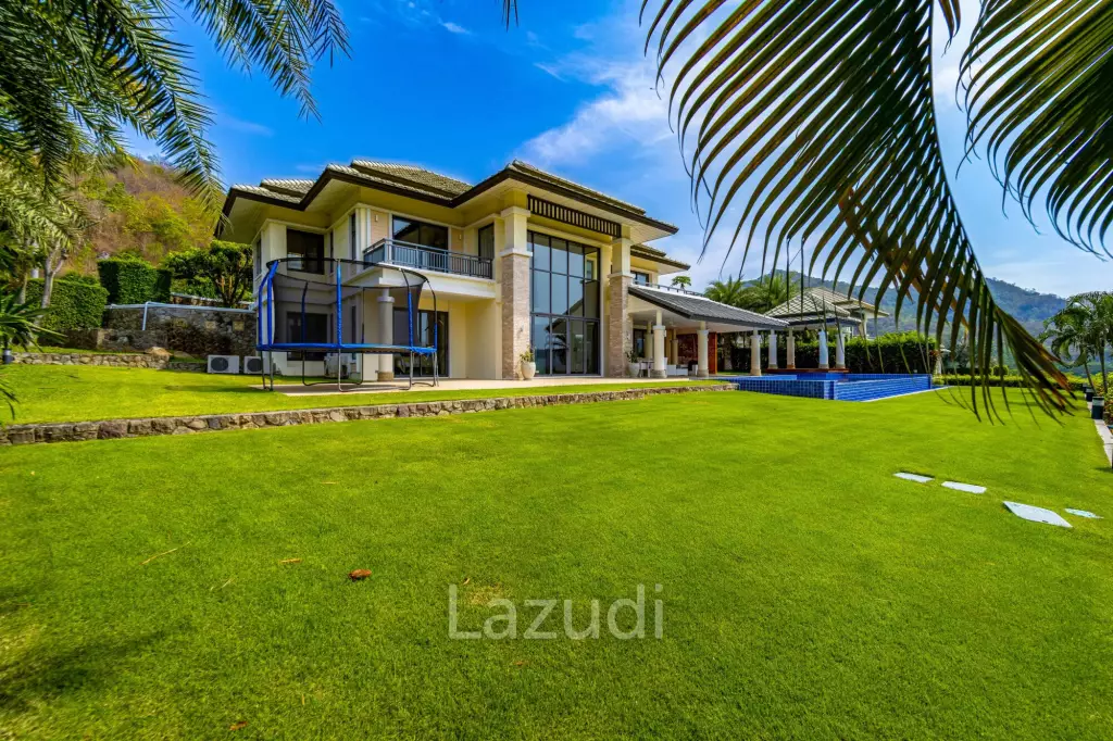 Luxury Mansion On Golf Course (BMG5)