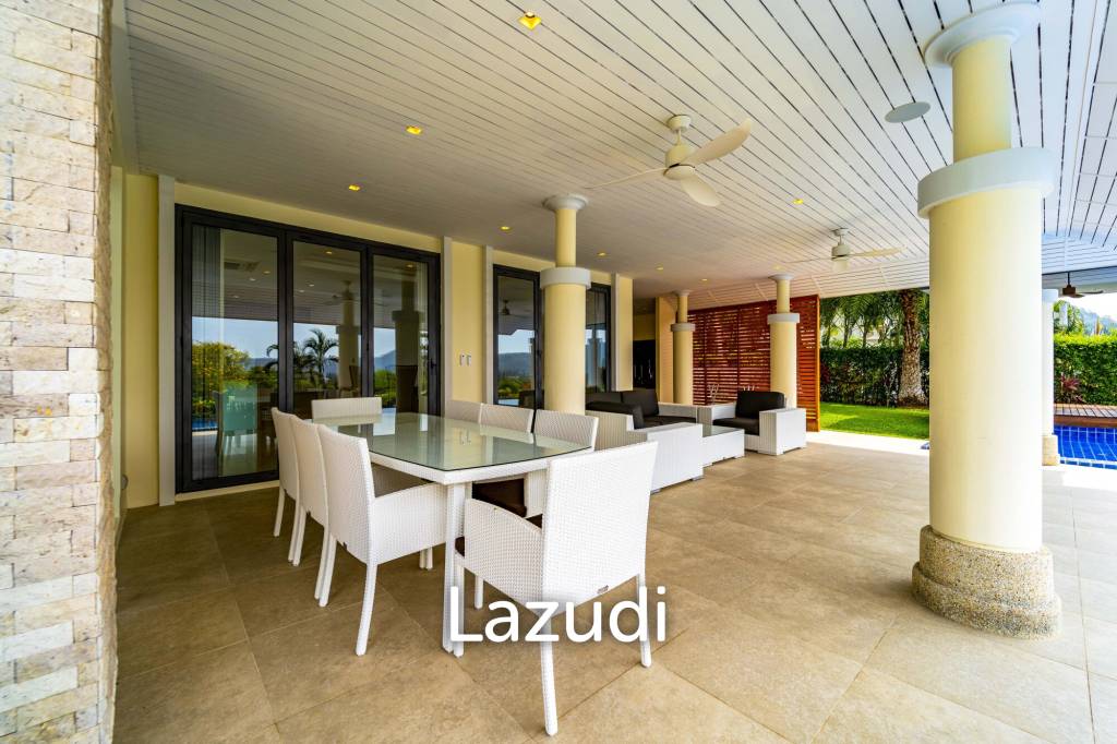 Luxury Mansion On Golf Course (BMG5)