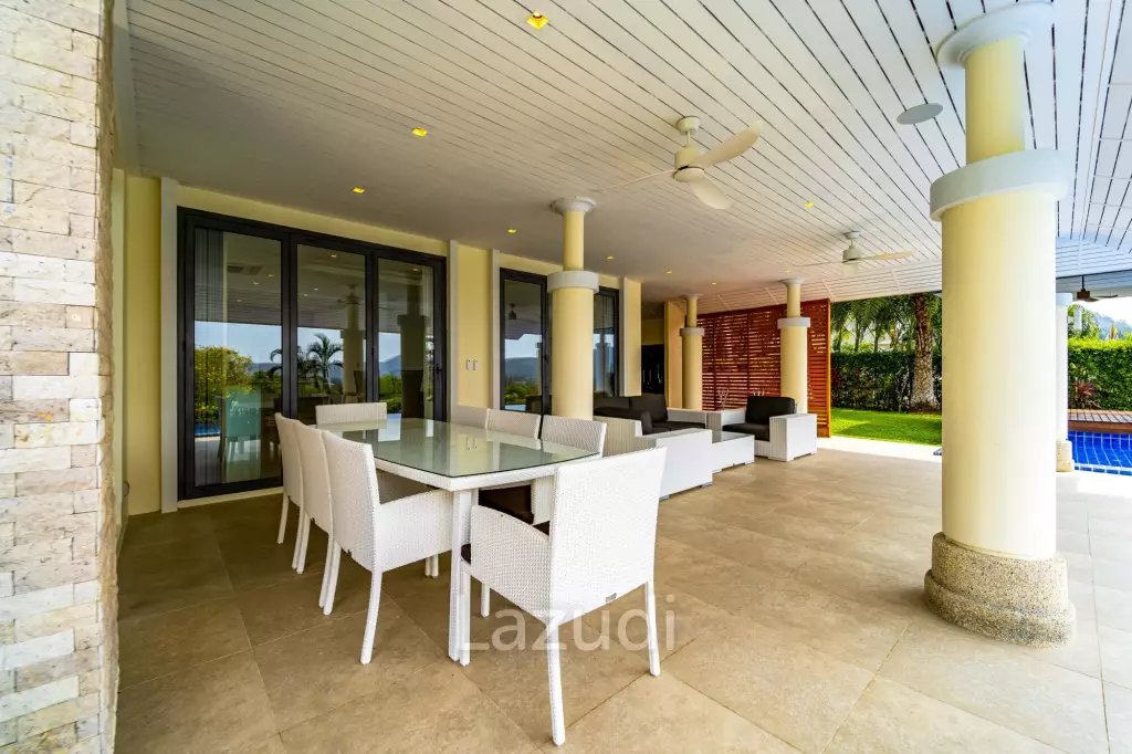 Luxury Mansion On Golf Course (BMG5)