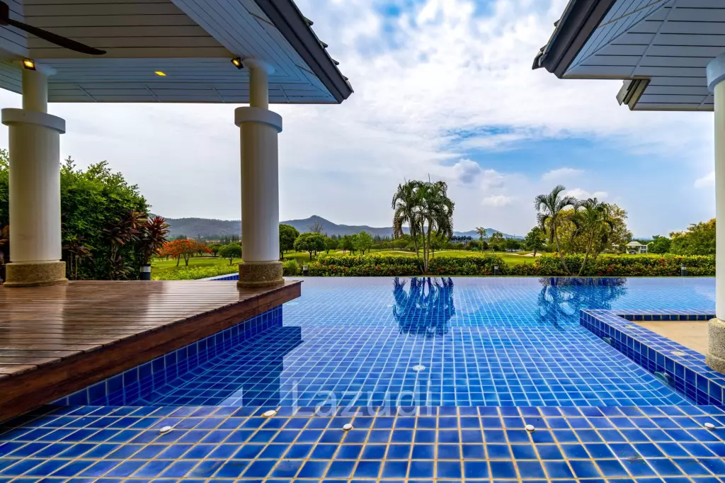 Luxury Mansion On Golf Course (BMG5)