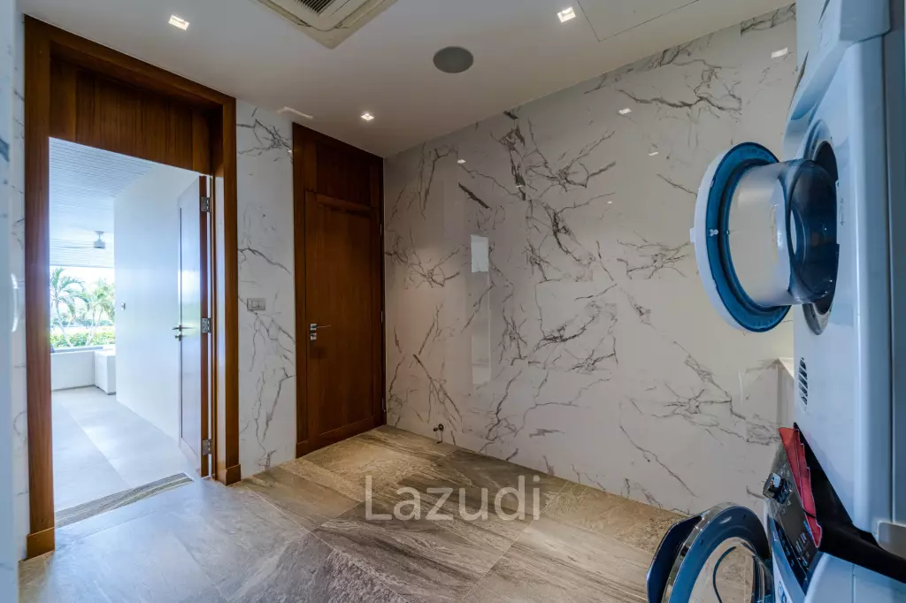 Luxury Mansion On Golf Course (BMG5)