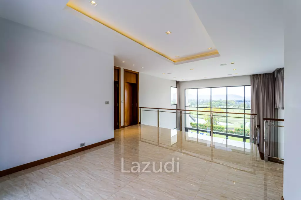Luxury Mansion On Golf Course (BMG5)