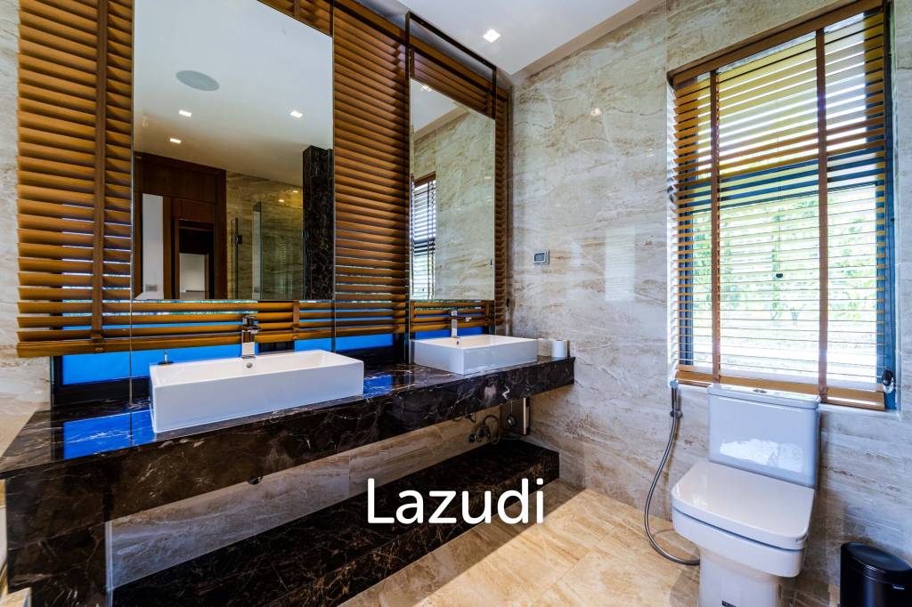 Luxury Mansion On Golf Course (BMG5)
