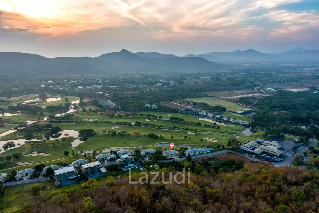 Luxury Mansion On Golf Course (BMG5)
