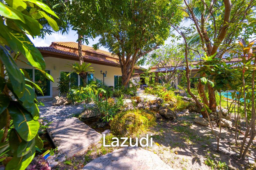 6 Bedroom Luxury Villa on Golf Course (PH125)