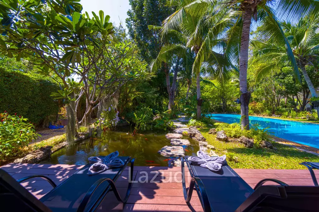 6 Bedroom Luxury Villa on Golf Course (PH125)