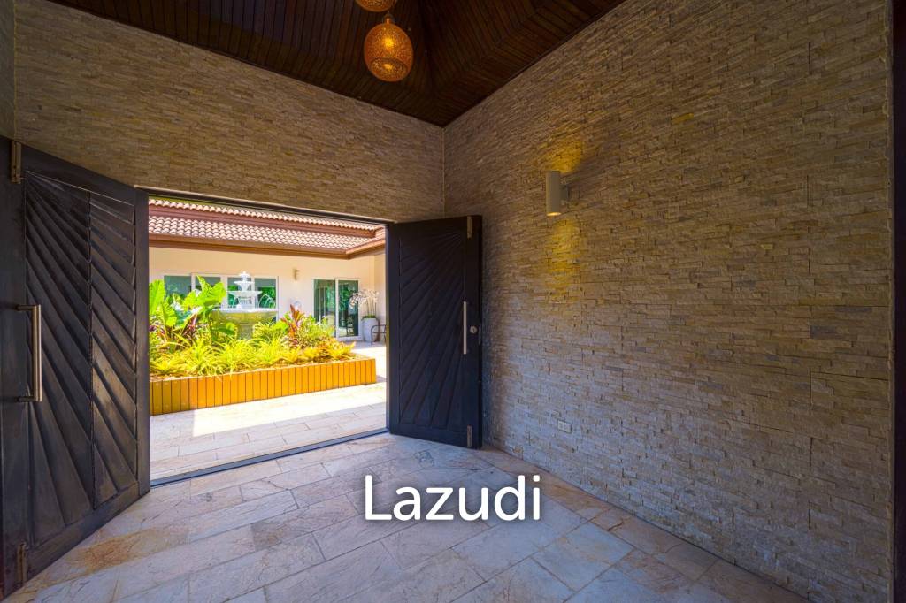 6 Bedroom Luxury Villa on Golf Course (PH125)