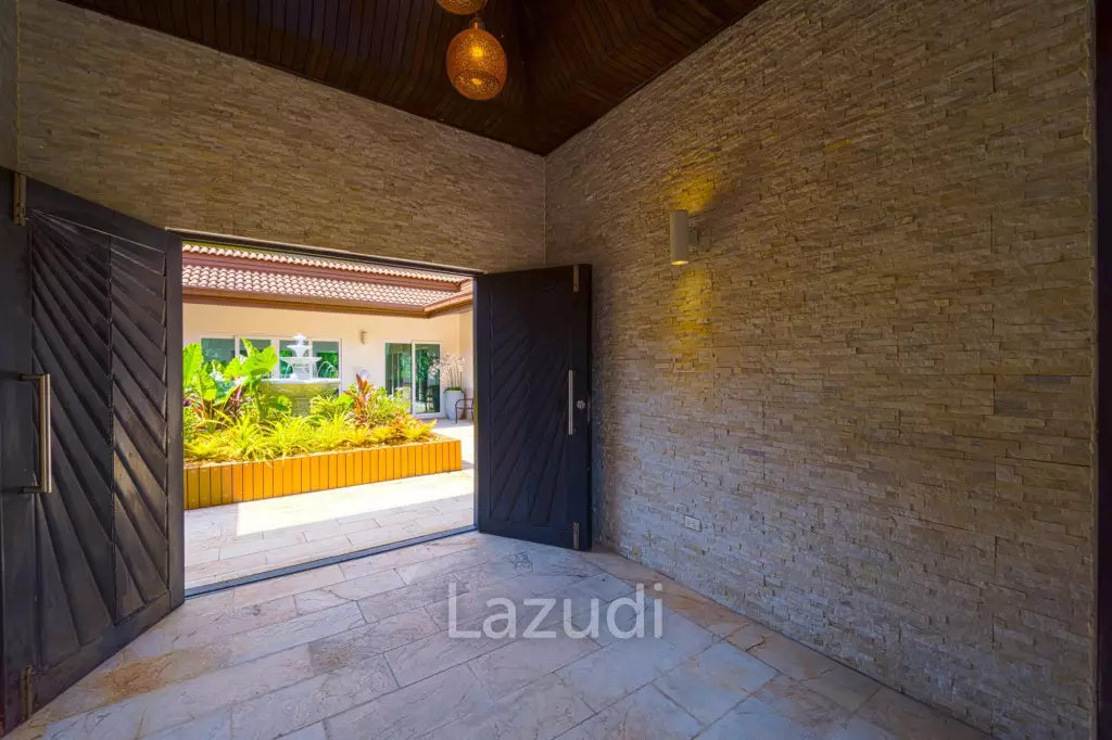 6 Bedroom Luxury Villa on Golf Course (PH125)