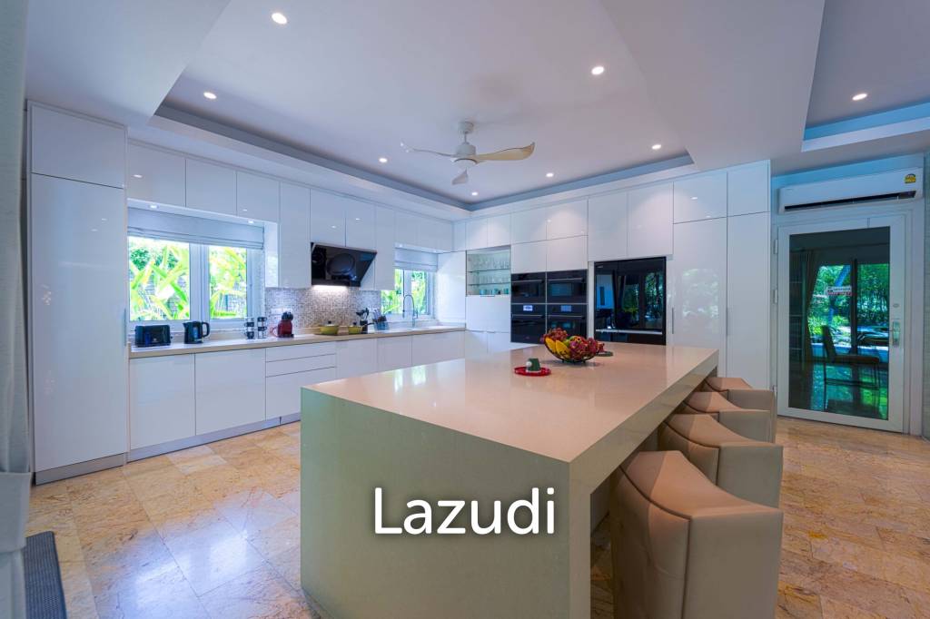 6 Bedroom Luxury Villa on Golf Course (PH125)