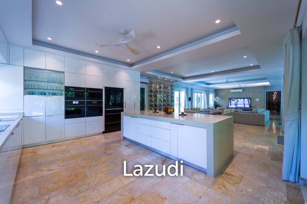 6 Bedroom Luxury Villa on Golf Course (PH125)