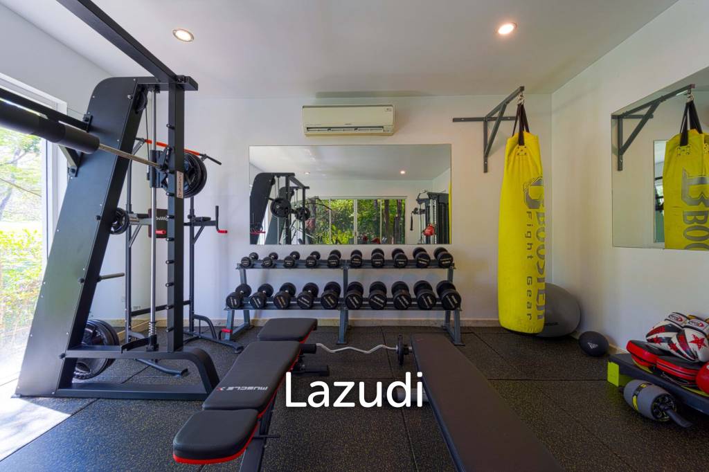 6 Bedroom Luxury Villa on Golf Course (PH125)