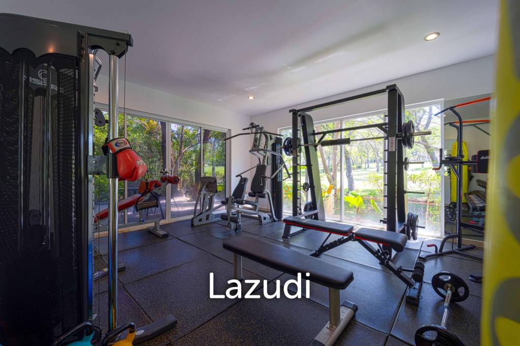 6 Bedroom Luxury Villa on Golf Course (PH125)