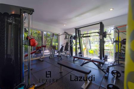 1,650 qm 6 Bett 7 Bad Villa Für Miete