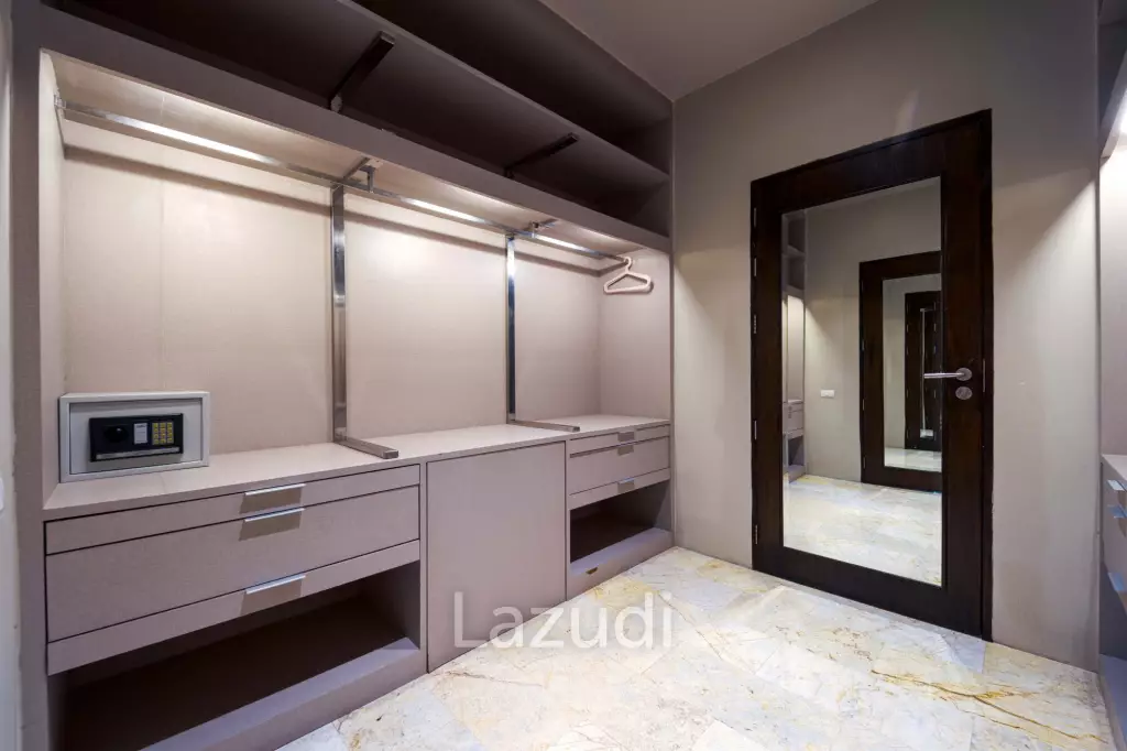 6 Bedroom Luxury Villa on Golf Course (PH125)