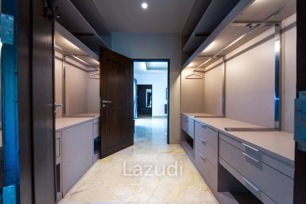 6 Bedroom Luxury Villa on Golf Course (PH125)