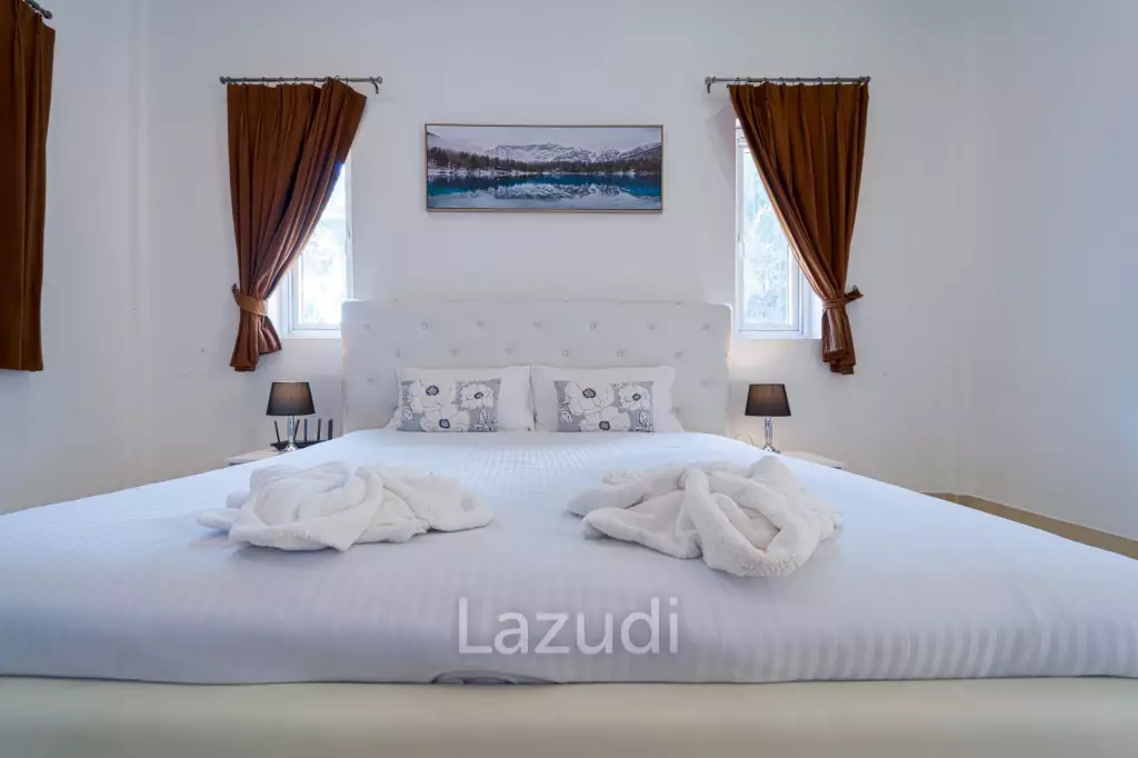 6 Bedroom Luxury Villa on Golf Course (PH125)