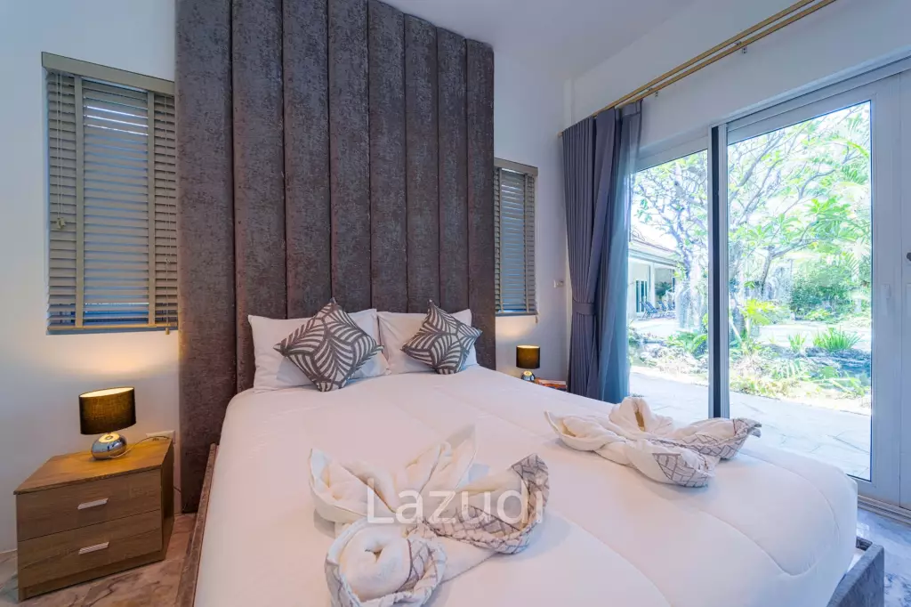 6 Bedroom Luxury Villa on Golf Course (PH125)