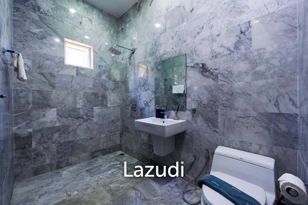 6 Bedroom Luxury Villa on Golf Course (PH125)