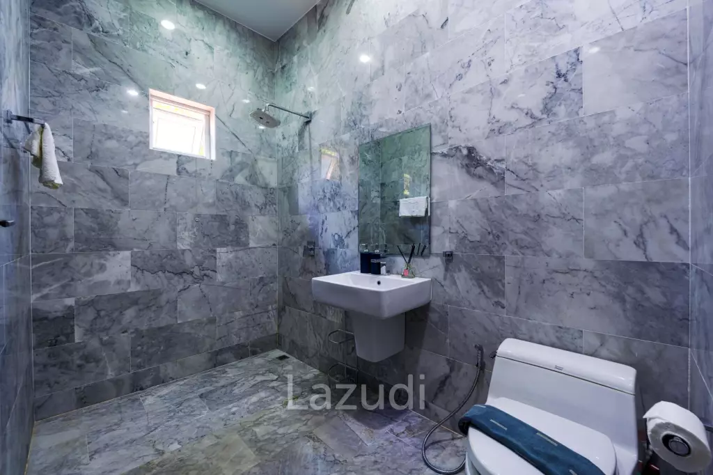 6 Bedroom Luxury Villa on Golf Course (PH125)