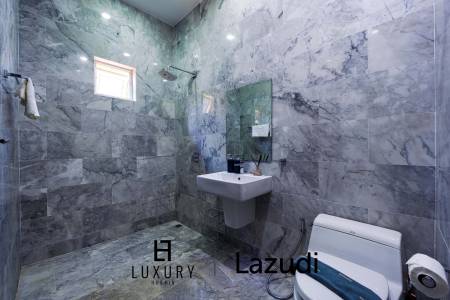 1,650 qm 6 Bett 7 Bad Villa Für Miete