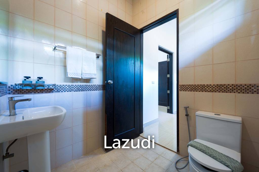 6 Bedroom Luxury Villa on Golf Course (PH125)