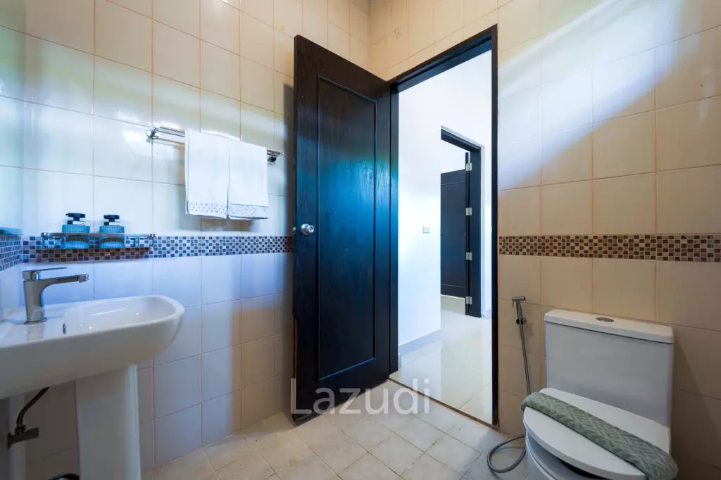 6 Bedroom Luxury Villa on Golf Course (PH125)