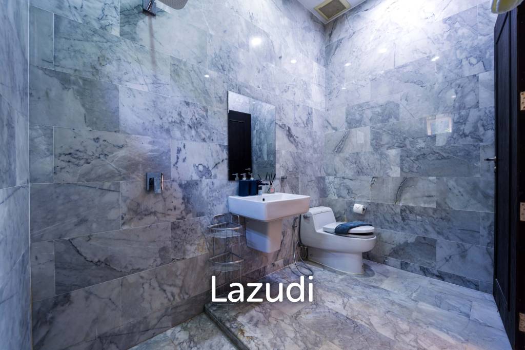 6 Bedroom Luxury Villa on Golf Course (PH125)