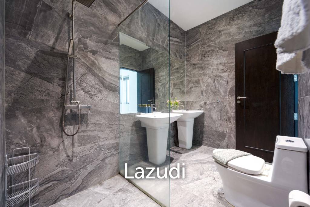 6 Bedroom Luxury Villa on Golf Course (PH125)