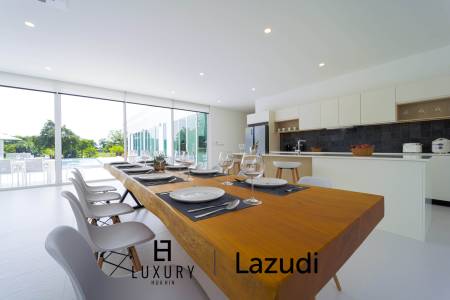 12,550 平方米 4 床 5 洗澡 别墅 对于 租