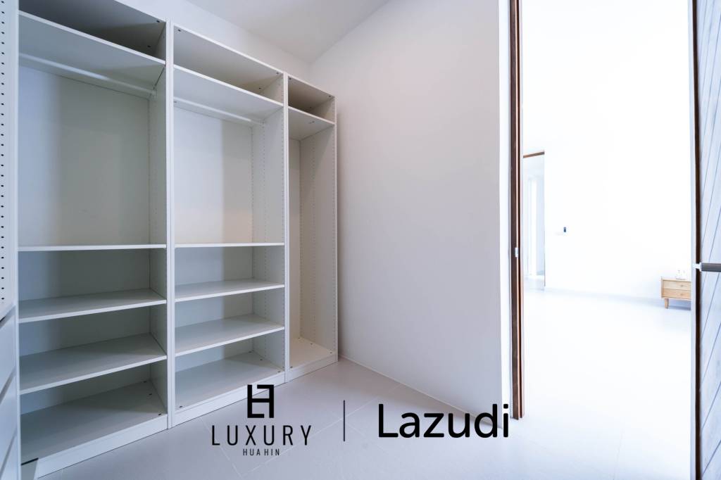 12,550 平方米 4 床 5 洗澡 别墅 对于 租