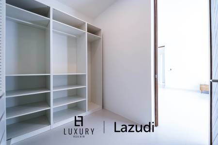 12,550 平方米 4 床 5 洗澡 别墅 对于 租