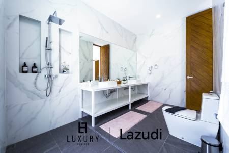 12,550 平方米 4 床 5 洗澡 别墅 对于 租