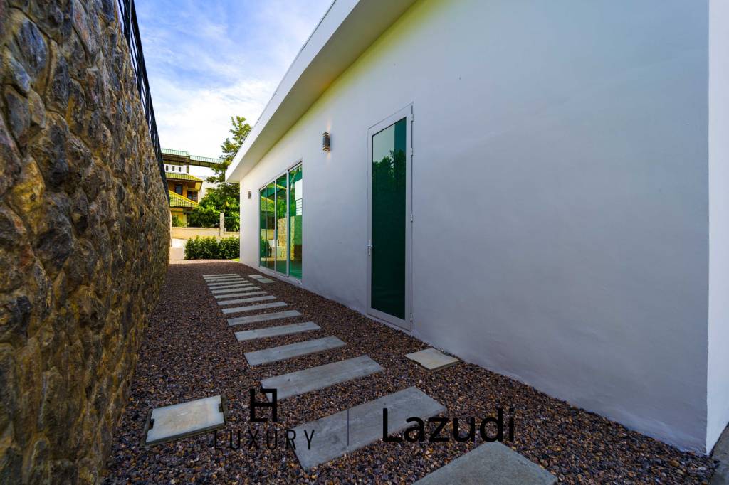 12,550 平方米 4 床 5 洗澡 别墅 对于 租