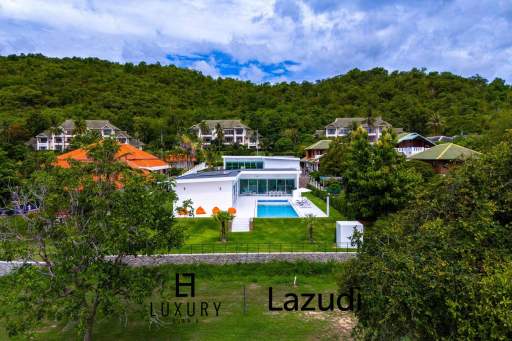 12,550 平方米 4 床 5 洗澡 别墅 对于 租