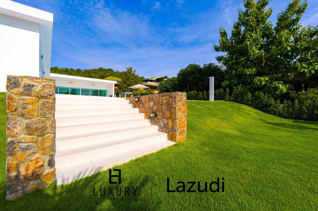 12,550 平方米 4 床 5 洗澡 别墅 对于 租