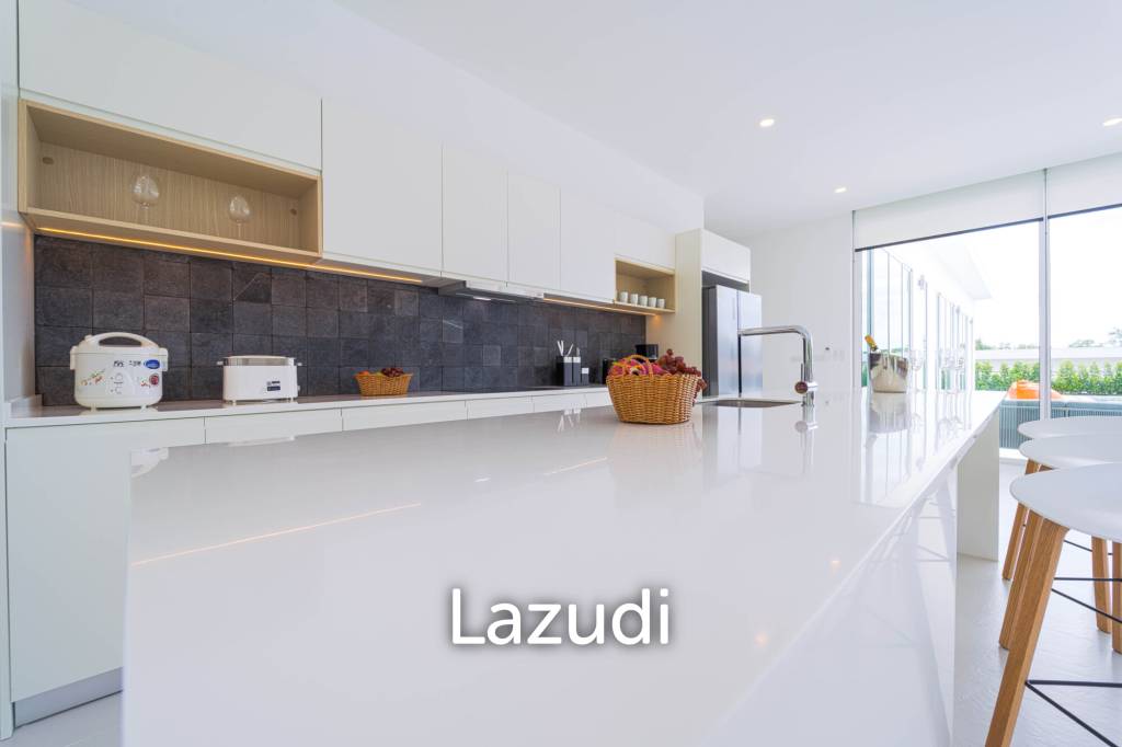 Modern Villa at Palm Hills Golf Club (PH4B)