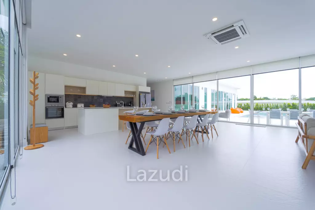 Modern Villa at Palm Hills Golf Club (PH4B)