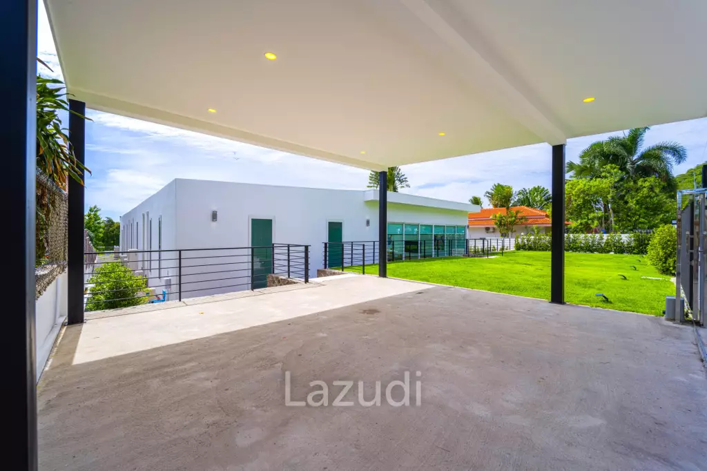 Modern Villa at Palm Hills Golf Club (PH4B)
