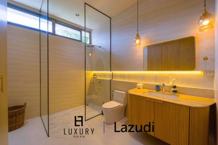 1,600 qm 6 Bett 7 Bad Villa Für Miete