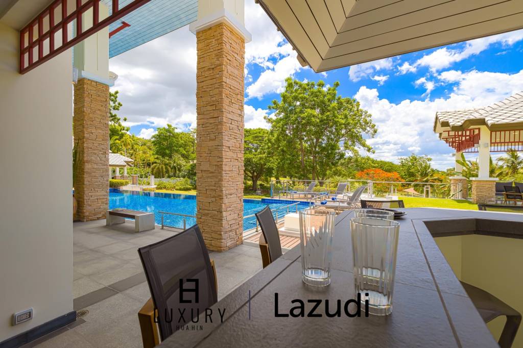 4,800 平方米 7 床 8 洗澡 别墅 对于 租