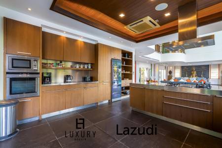 4,800 平方米 7 床 8 洗澡 别墅 对于 租