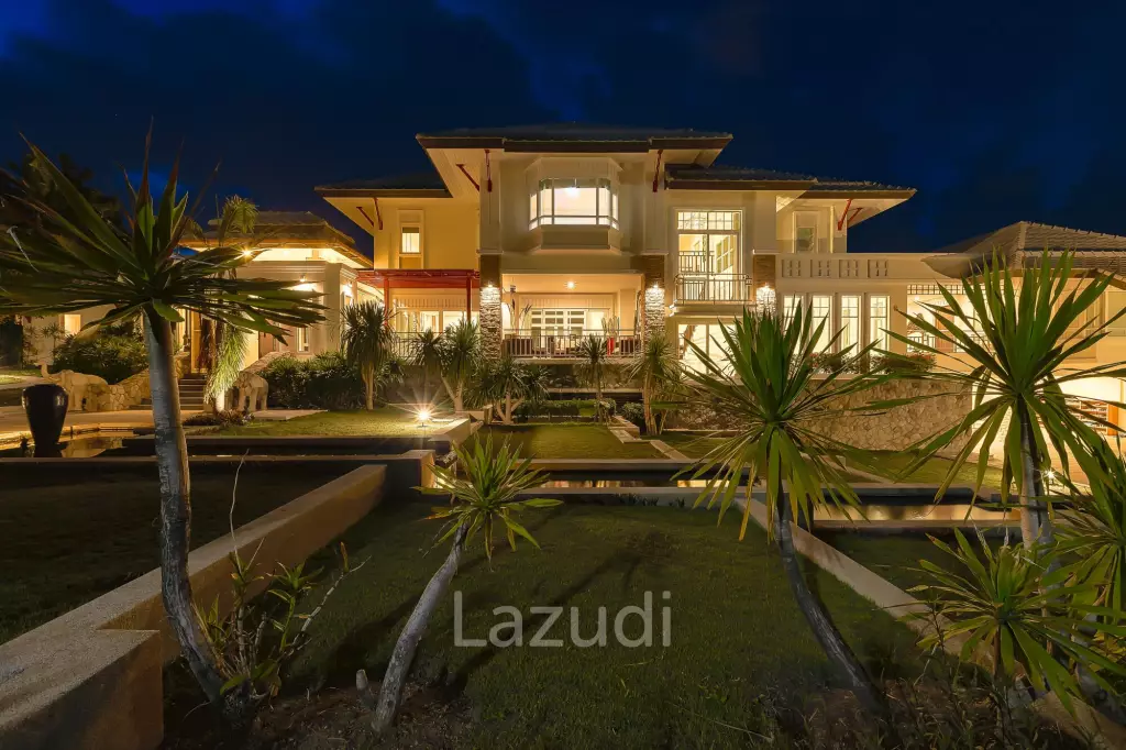 7 Bedrooms Mansion on The Golf Course! (JB2)