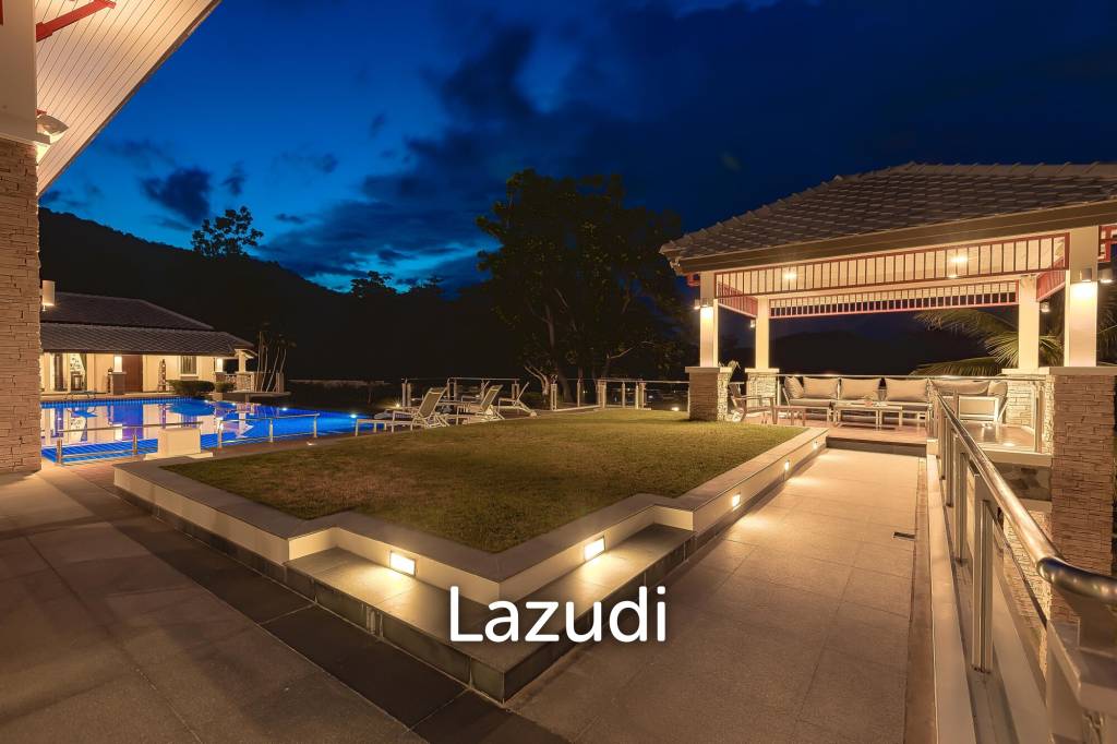 7 Bedrooms Mansion on The Golf Course! (JB2)