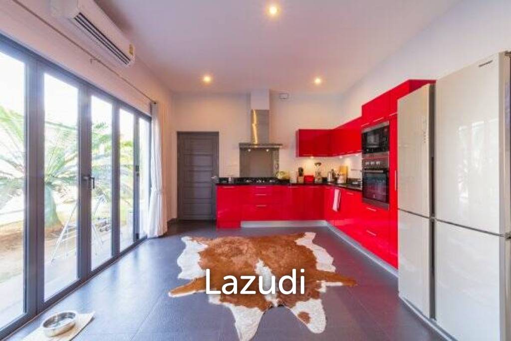 734 Sqm 3 Bed 4 Bath Villa For Sale