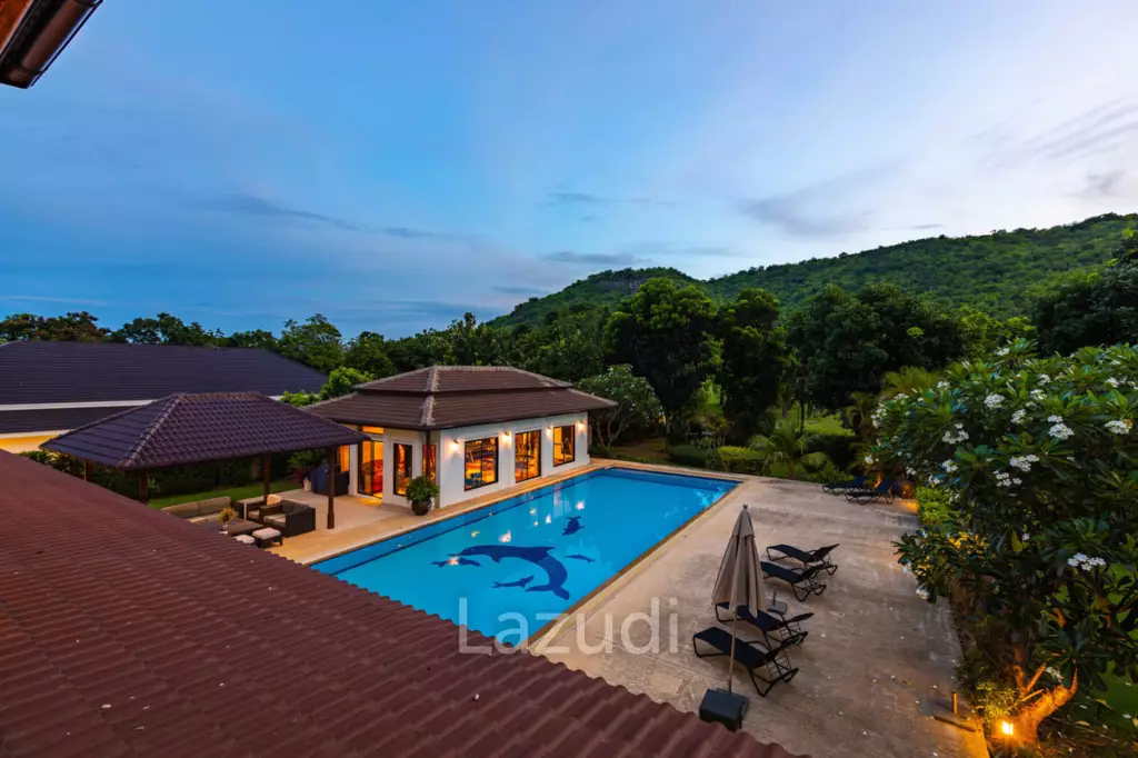 Large 6 Bed Luxury Villa on the Golf Course (PHJ)