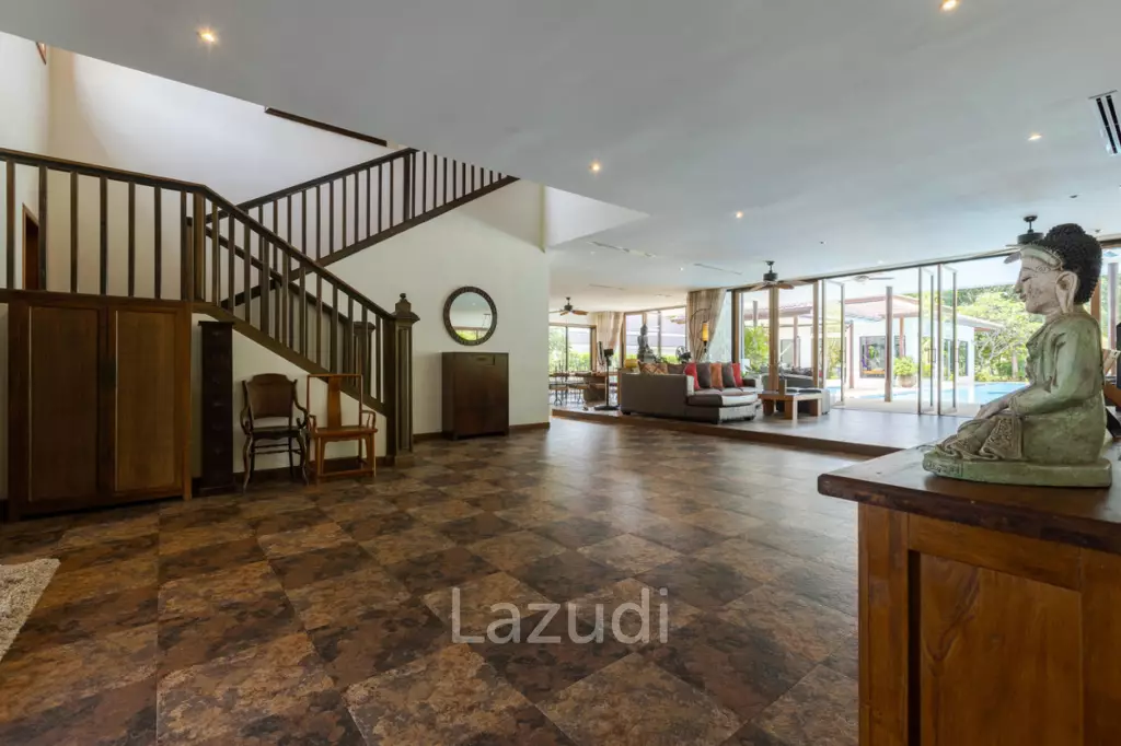 Large 6 Bed Luxury Villa on the Golf Course (PHJ)