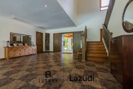 4,800 平方米 6 床 6 洗澡 别墅 对于 租